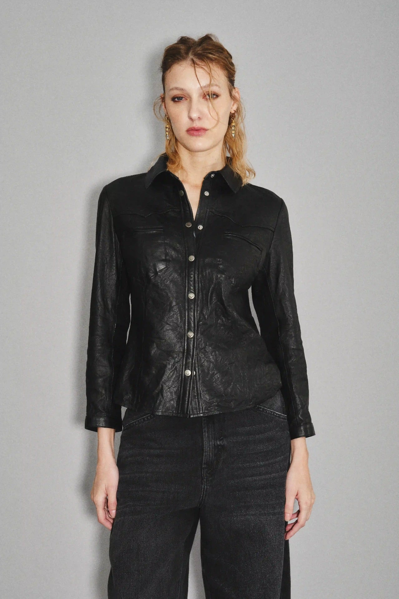 camisa bellota cuero