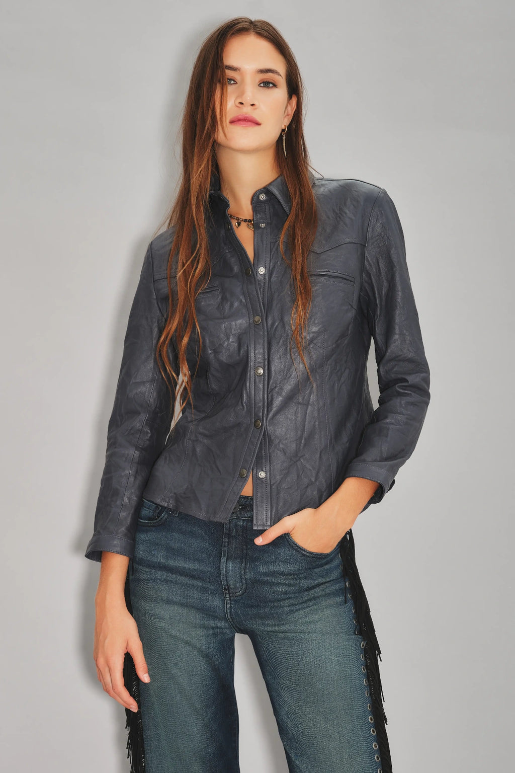 camisa bellota cuero
