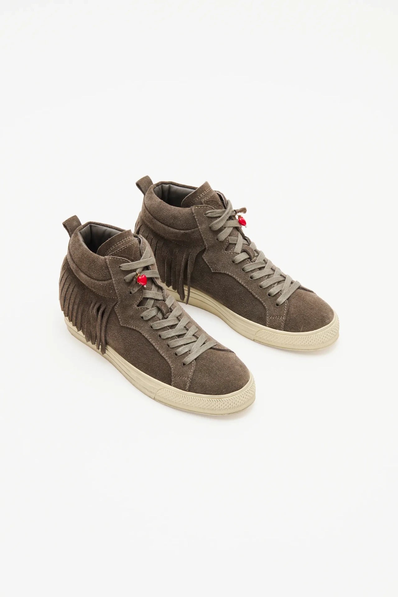 zapatilla fringes