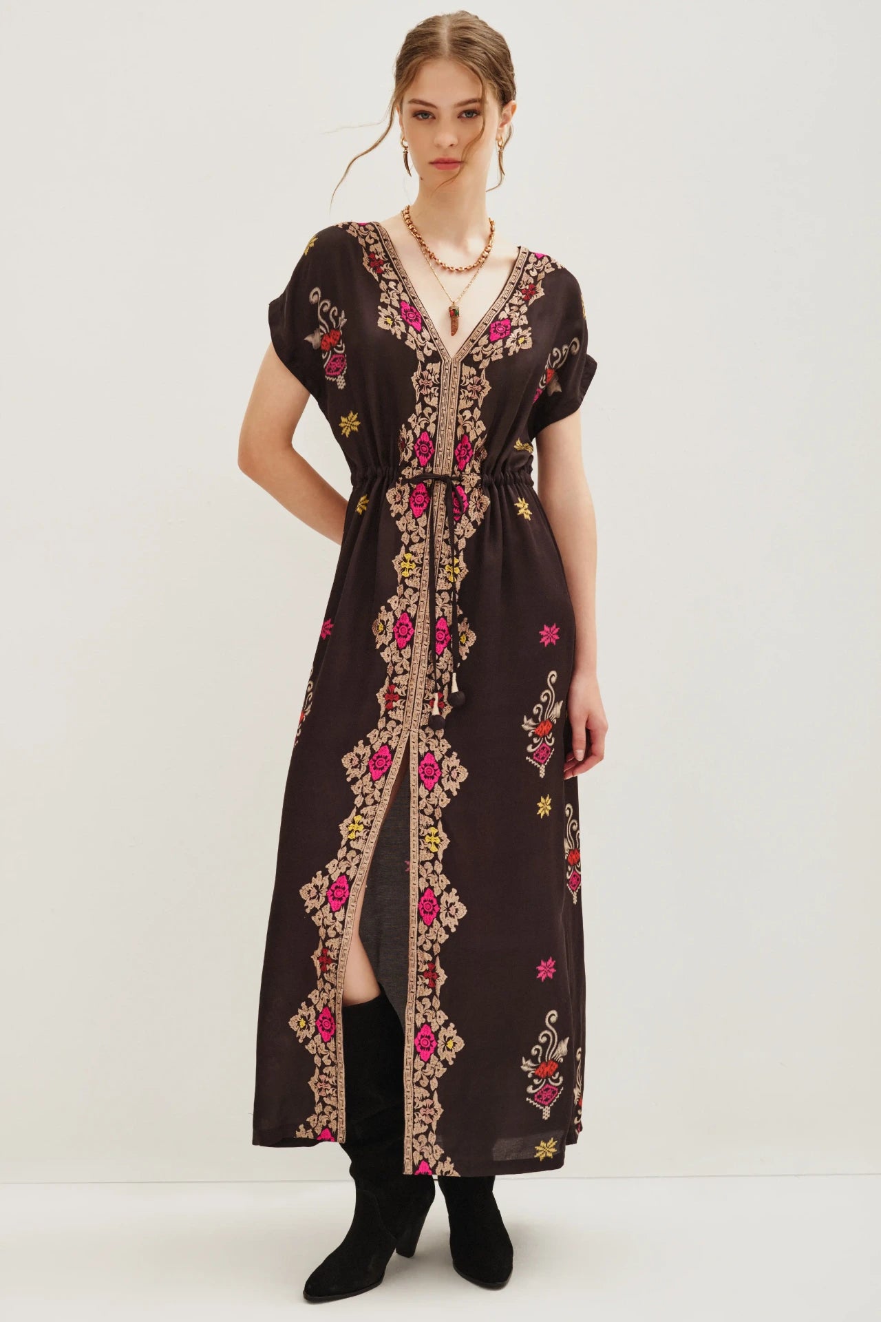 vestido buganda nomadic