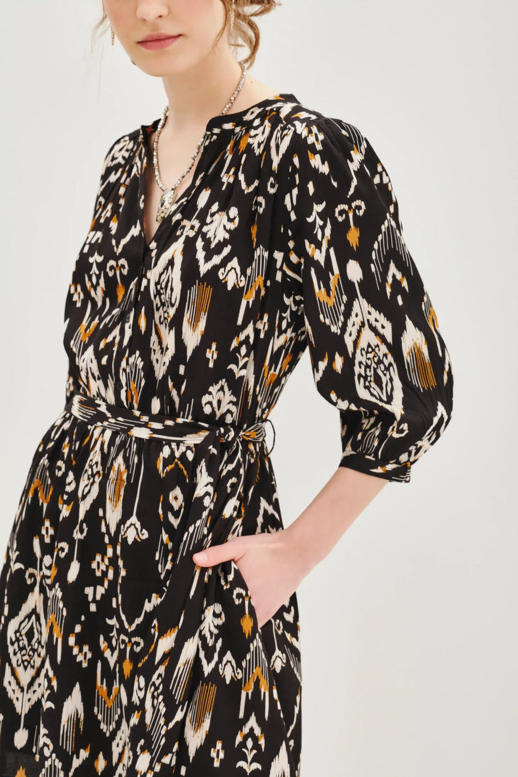 vestido cocktail ikat
